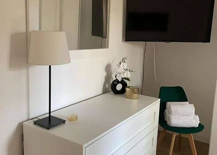 Bart House Apartment *